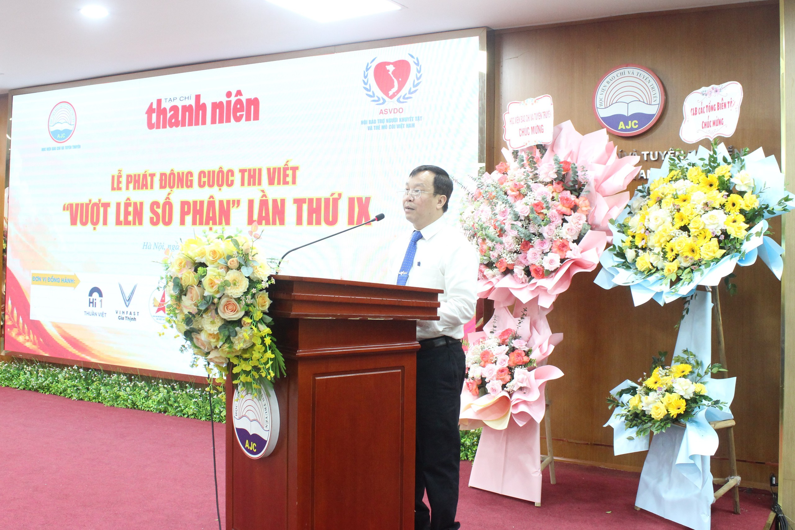 Phát động Cuộc thi viết “Vượt lên số phận” lần thứ IX Phát động Cuộc thi viết “Vượt lên số phận” lần thứ IX