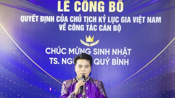 Lễ công bố quyết định bổ nhiệm Phó Giám đốc trung tâm chăm sóc sức khỏe kỷ lục Việt Nam