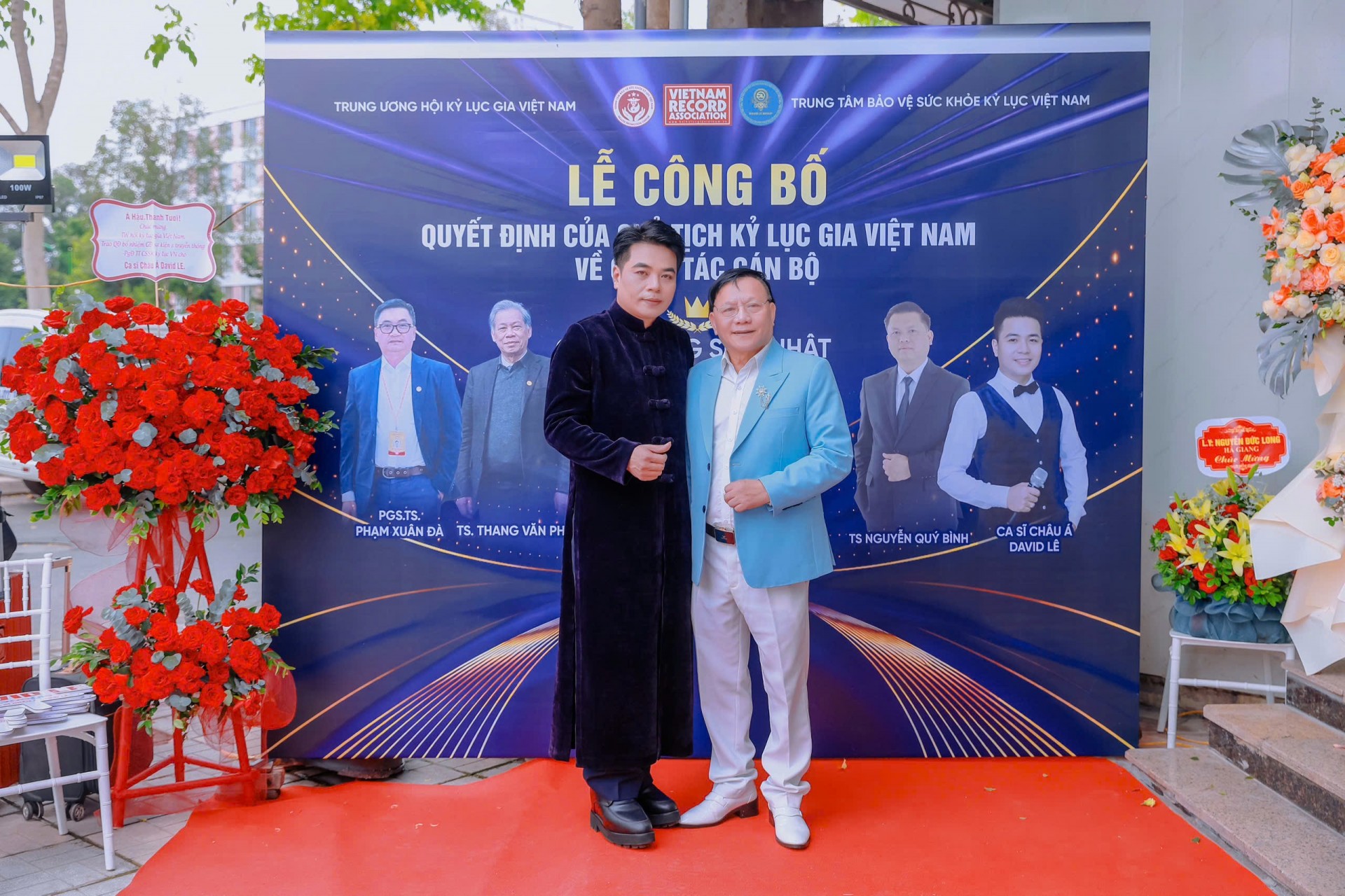 Lễ công bố quyết định bổ nhiệm Phó Giám đốc trung tâm chăm sóc sức khỏe kỷ lục Việt Nam Lễ công bố quyết định bổ nhiệm Phó Giám đốc trung tâm chăm sóc sức khỏe kỷ lục Việt Nam
