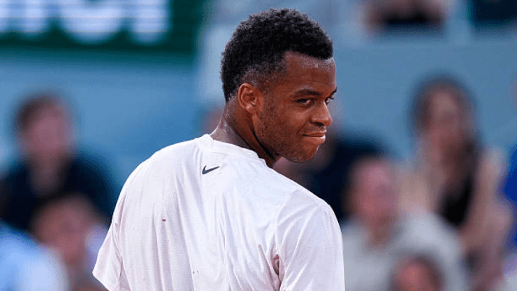 Djokovic phá kỷ lục Federer sau màn ngược dòng tại Roland Garros 2026