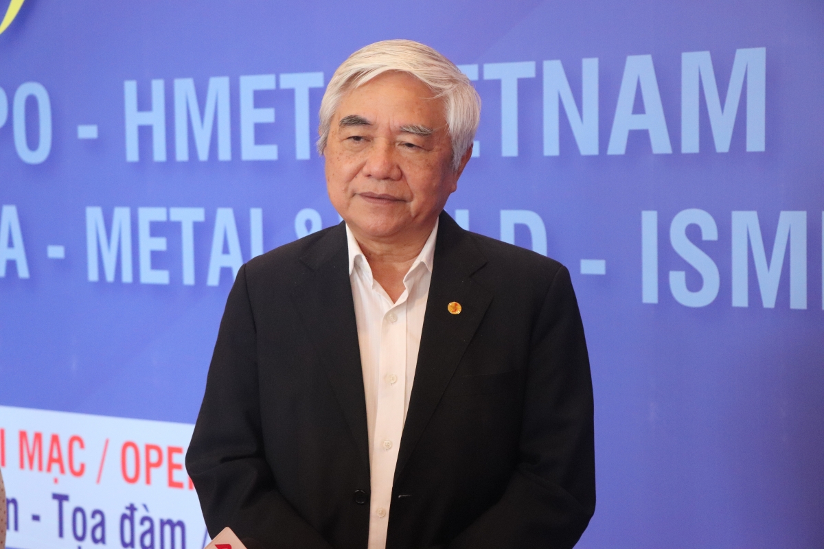 TS. Nguyễn Quân - Chủ tịch Hội Tự động hóa Việt Nam TS. Nguyễn Quân - Chủ tịch Hội Tự động hóa Việt Nam