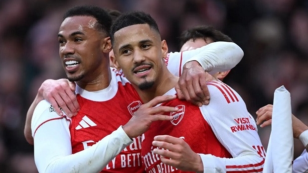 Bí mật đằng sau hàng thủ thép của Arsenal: Nghệ thuật sử dụng ma thuật đen