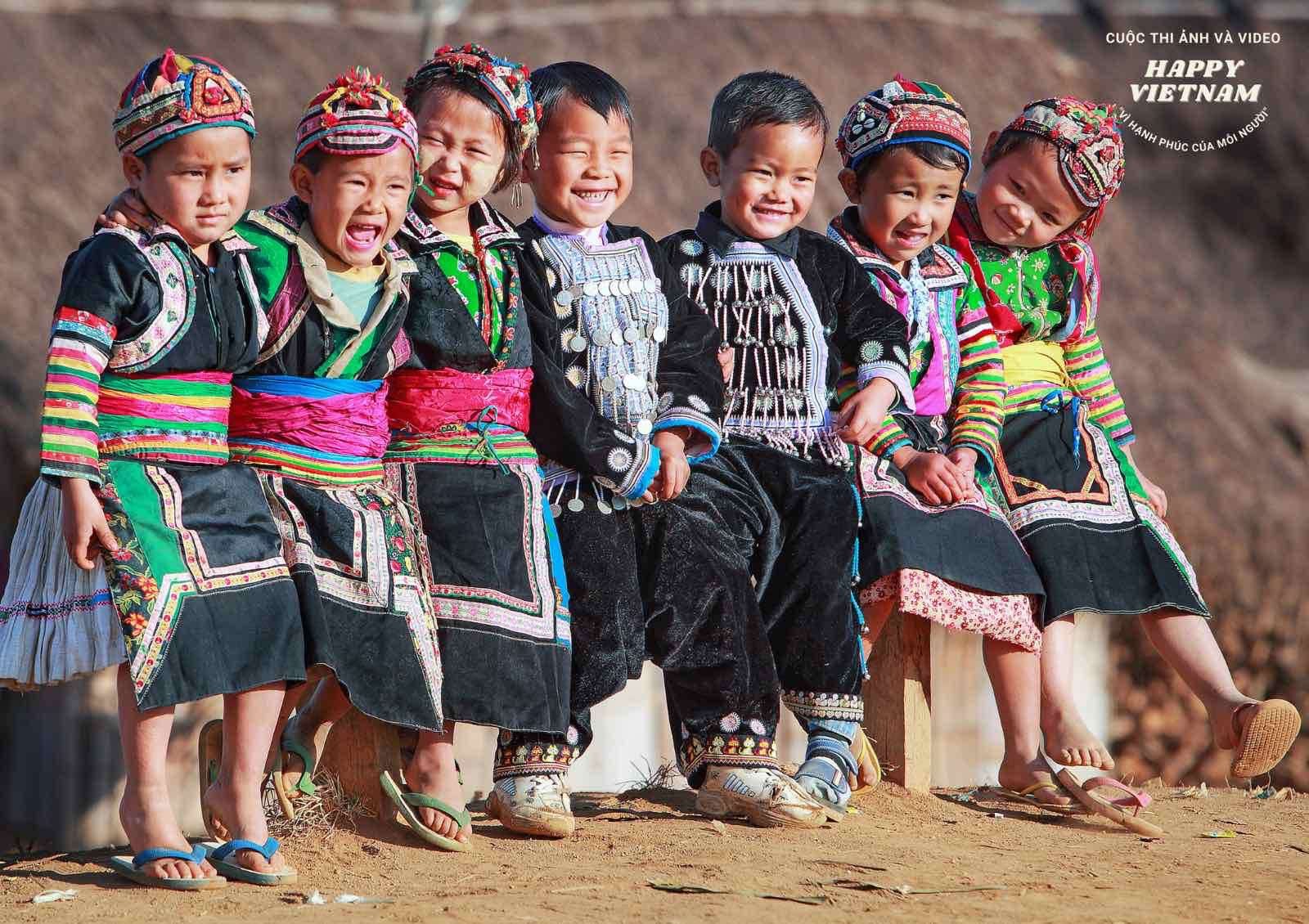 Khởi động cuộc thi “Việt Nam hạnh phúc - Happy Vietnam” Khởi động cuộc thi “Việt Nam hạnh phúc - Happy Vietnam”