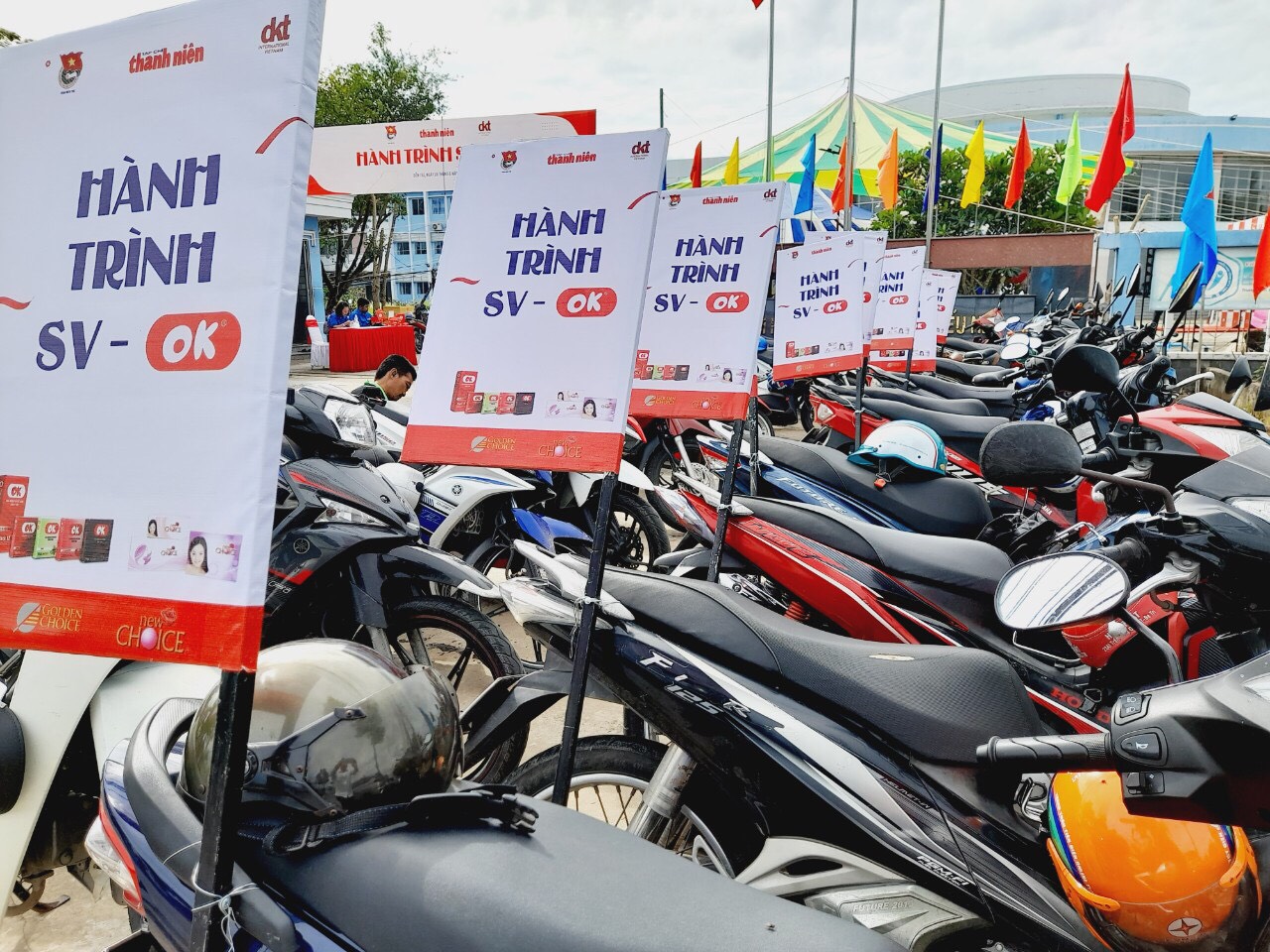 Sinh viên Bến Tre trải nghiệm "Hành trình SV - OK" Sinh viên Bến Tre trải nghiệm "Hành trình SV - OK"