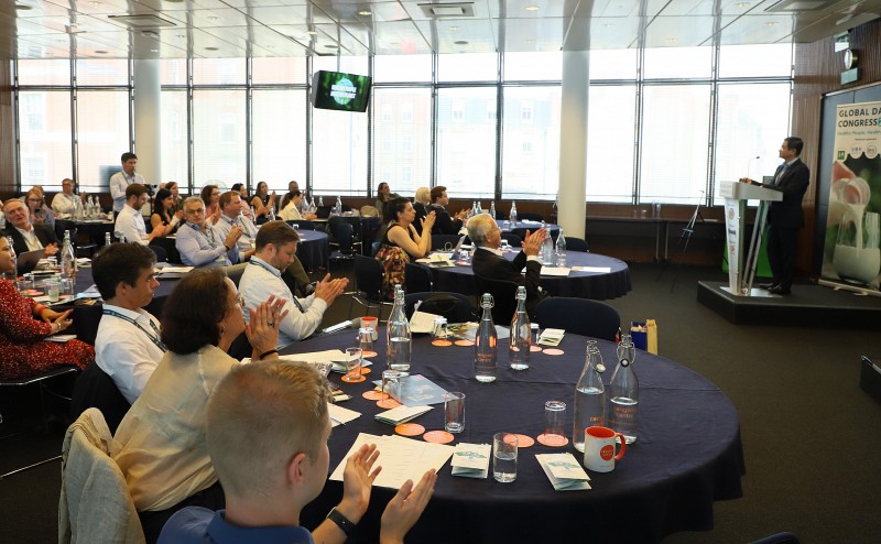 Vinamilk tham luận về chiến lược đổi mới và Net Zero tại hội nghị sữa toàn cầu lần thứ 17 Vinamilk tham luận về chiến lược đổi mới và Net Zero tại hội nghị sữa toàn cầu lần thứ 17