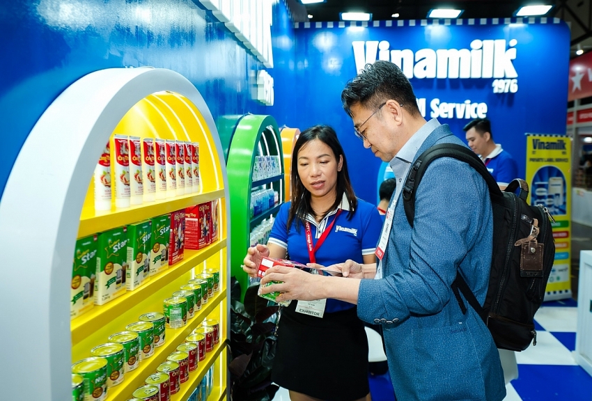 Vinamilk xuất hiện ấn tượng tại THAIFEX – Hội chợ hàng đầu Châu Á, không chỉ để kinh doanh Vinamilk xuất hiện ấn tượng tại THAIFEX – Hội chợ hàng đầu Châu Á, không chỉ để kinh doanh