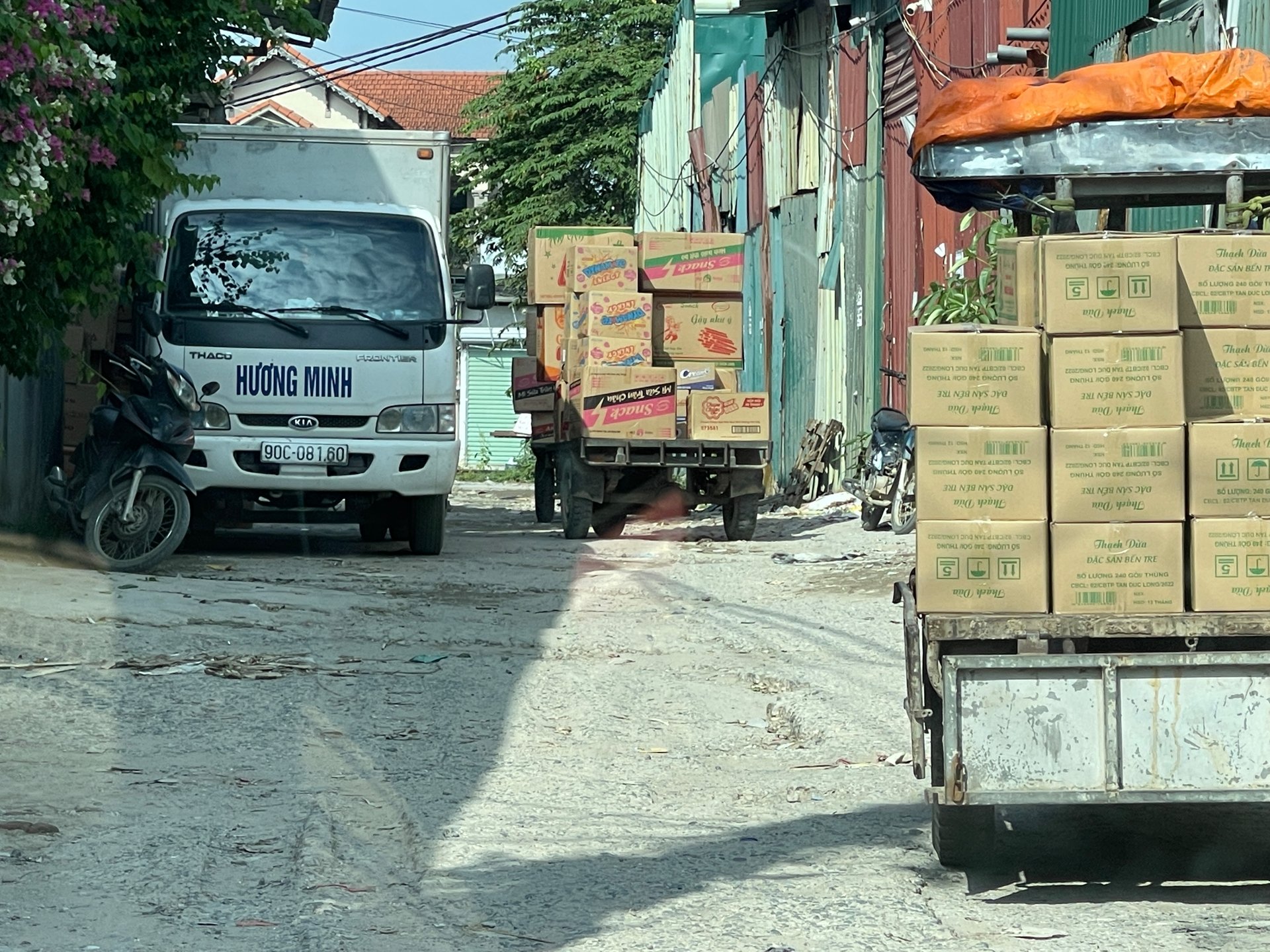 Thủ phủ bánh kẹo La Phù bất nhờ ‘ngủ đông’ giữa mùa hè Thủ phủ bánh kẹo La Phù bất nhờ ‘ngủ đông’ giữa mùa hè