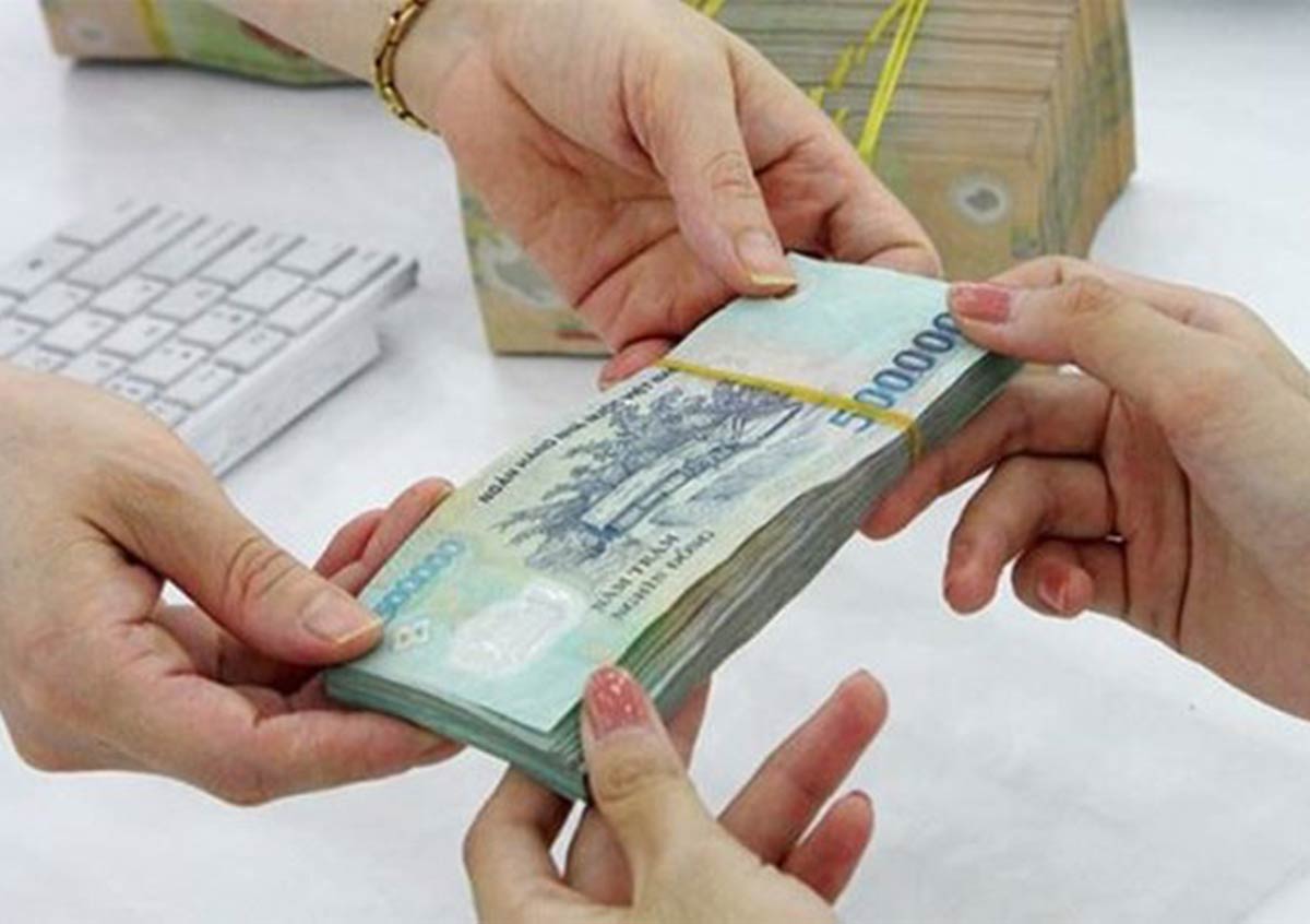 Ngân hàng tung loạt gói vay ưu đãi, lãi suất thấp nhất chỉ 2,75% Ngân hàng tung loạt gói vay ưu đãi, lãi suất thấp nhất chỉ 2,75%