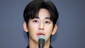 Kim Soo Hyun bị tịch thu nhà trị giá gần 60 tỷ đồng sau bê bối gây chấn động
