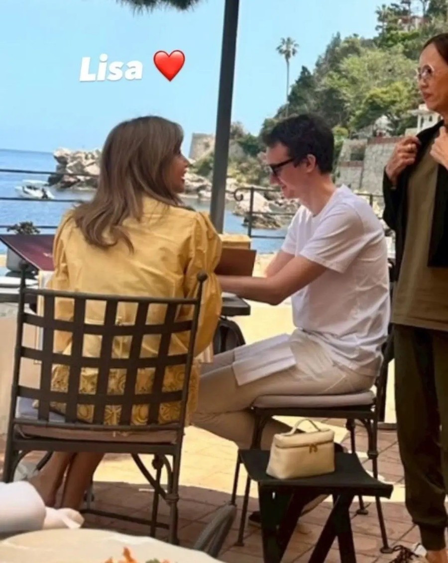 Lisa (BLACKPINK) bí mật kết hôn cùng bạn trai tỷ phú? Lisa (BLACKPINK) bí mật kết hôn cùng bạn trai tỷ phú?