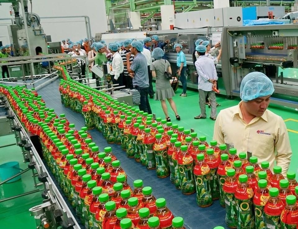 Chuẩn bị rót 4.000 tỷ mở rộng nhà máy tại Hậu Giang, công ty thuộc Tập đoàn Tân Hiệp Phát tham vọng sản xuất 1 tỷ lít/năm Chuẩn bị rót 4.000 tỷ mở rộng nhà máy tại Hậu Giang, công ty thuộc Tập đoàn Tân Hiệp Phát tham vọng sản xuất 1 tỷ lít/năm