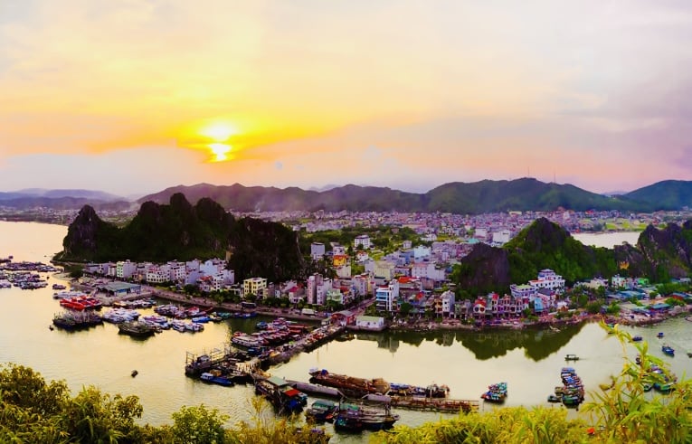 Đất Vân Đồn ấm lại cùng "giấc mơ" đặc khu kinh tế