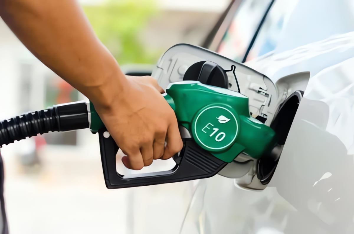 Xăng E10 chính thức phủ sóng toàn quốc: Chuyên gia nói gì trước lo ngại hại động cơ? Xăng E10 chính thức phủ sóng toàn quốc: Chuyên gia nói gì trước lo ngại hại động cơ?