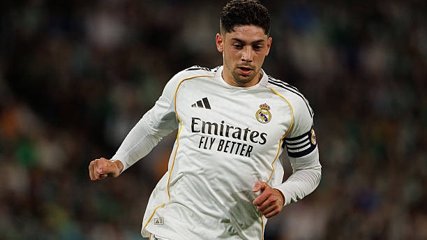 Manchester City sẵn sàng bạo chi 90 triệu euro chiêu mộ Federico Valverde từ Real Madrid