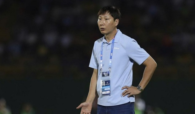 Tuyển Việt Nam nguy cơ văng khỏi top 100 FIFA và biến động lịch sử tại V-League Tuyển Việt Nam nguy cơ văng khỏi top 100 FIFA và biến động lịch sử tại V-League