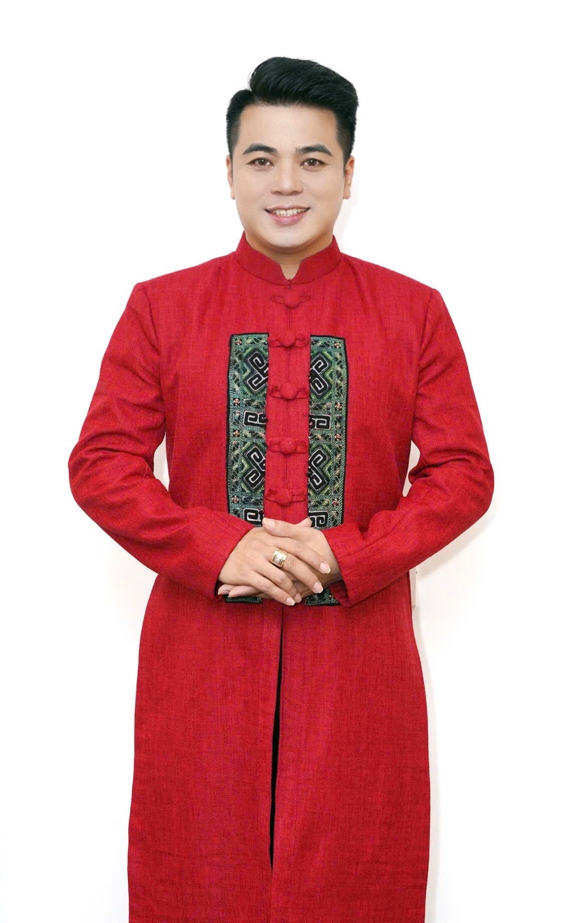 Ca sĩ Châu Á David Le  Hành trinh 20 năm tuổi Đảng, 30 năm cống hiến vì nghệ thuật và cộng đồng.