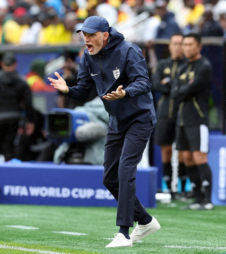 HLV Thomas Tuchel giải mã màn "thiết quân luật" với Djed Spence tại World Cup 2026