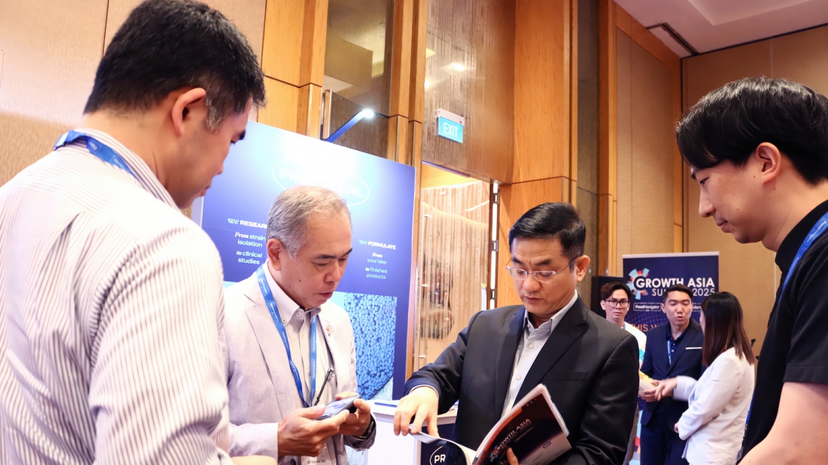 Đột phá dinh dưỡng 6 HMO từ Vinamilk Optimum liên tiếp tạo ấn tượng tại sân chơi quốc tế