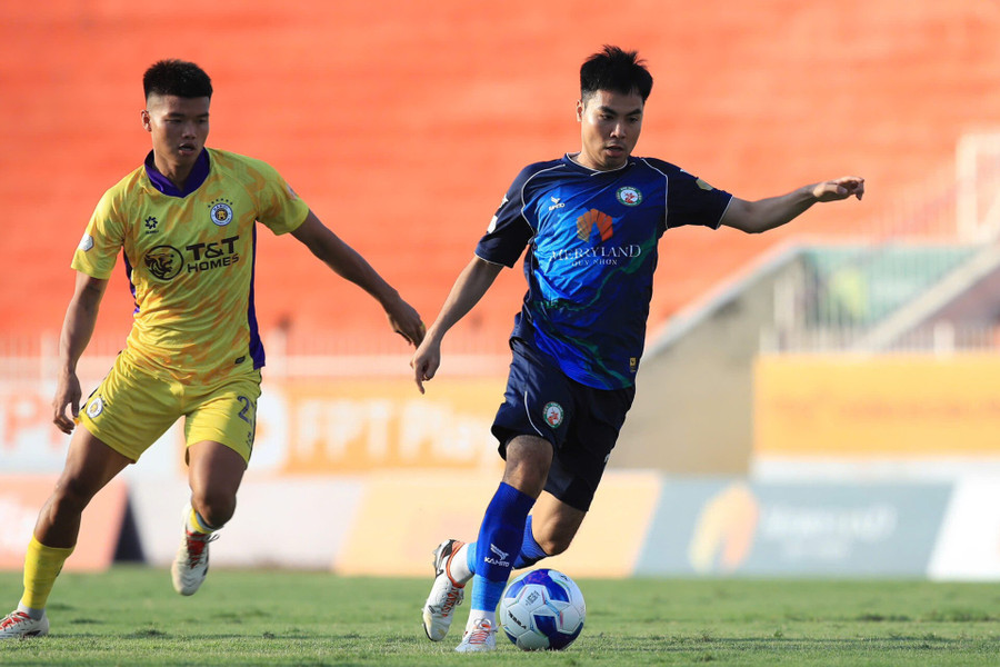 Bóng đá Việt Nam sau sáp nhập đơn vị hành chính: Cơ hội mới Bóng đá Việt Nam sau sáp nhập đơn vị hành chính: Cơ hội mới