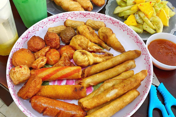 Thói quen ăn vặt ảnh hưởng đến sức khỏe học sinh Thói quen ăn vặt ảnh hưởng đến sức khỏe học sinh