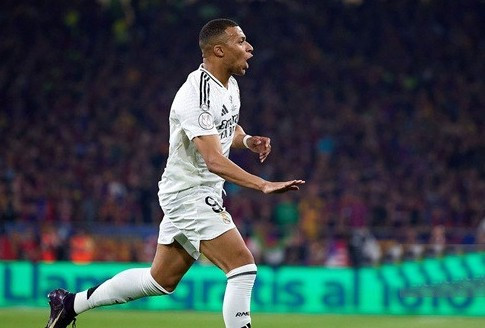 Real Madrid ‘phũ phàng’ với Vinicius Real Madrid ‘phũ phàng’ với Vinicius