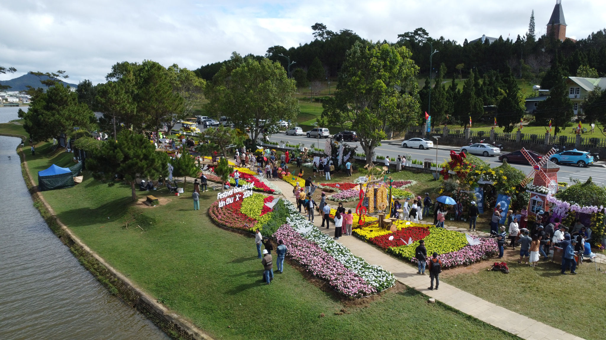 Hướng tới mùa Festival Hoa rực rỡ Hướng tới mùa Festival Hoa rực rỡ
