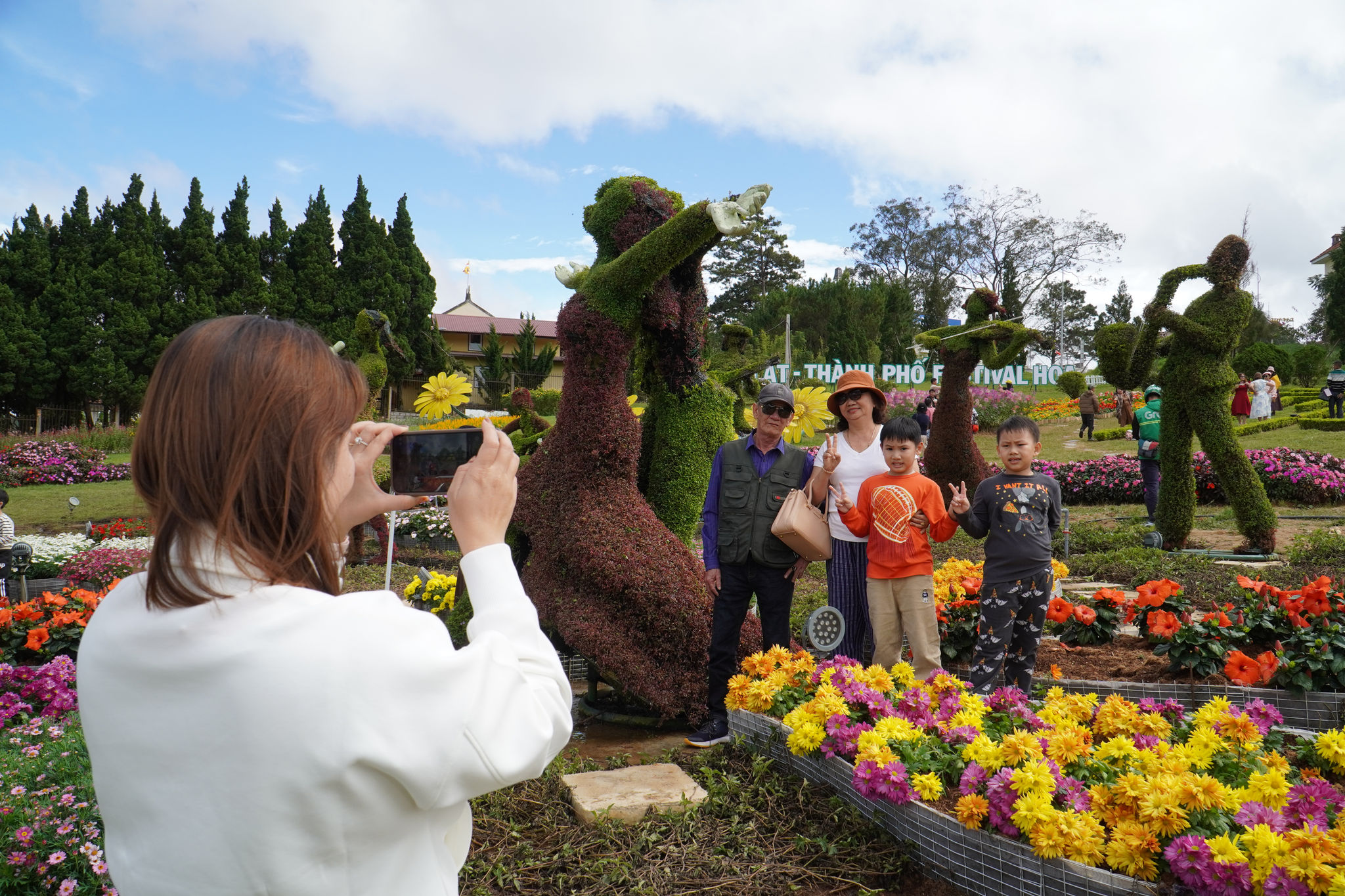 Hướng tới mùa Festival Hoa rực rỡ Hướng tới mùa Festival Hoa rực rỡ