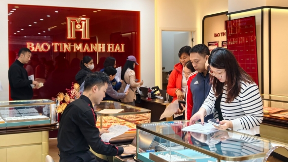 Giá vàng hôm nay 28/7: Bất ngờ ‘bốc hơi’ 2 triệu/lượng