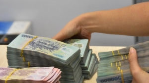 Nhiều ngân hàng tiếp tục giảm lãi suất