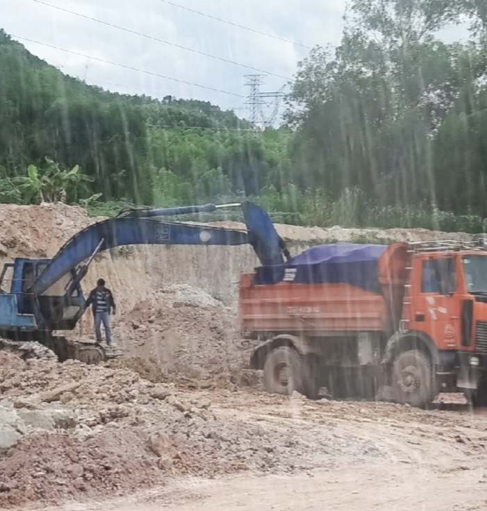 Thông tin về DN trúng đấu giá 2 mỏ đất sét ở Thừa Thiên- Huế Thông tin về DN trúng đấu giá 2 mỏ đất sét ở Thừa Thiên- Huế