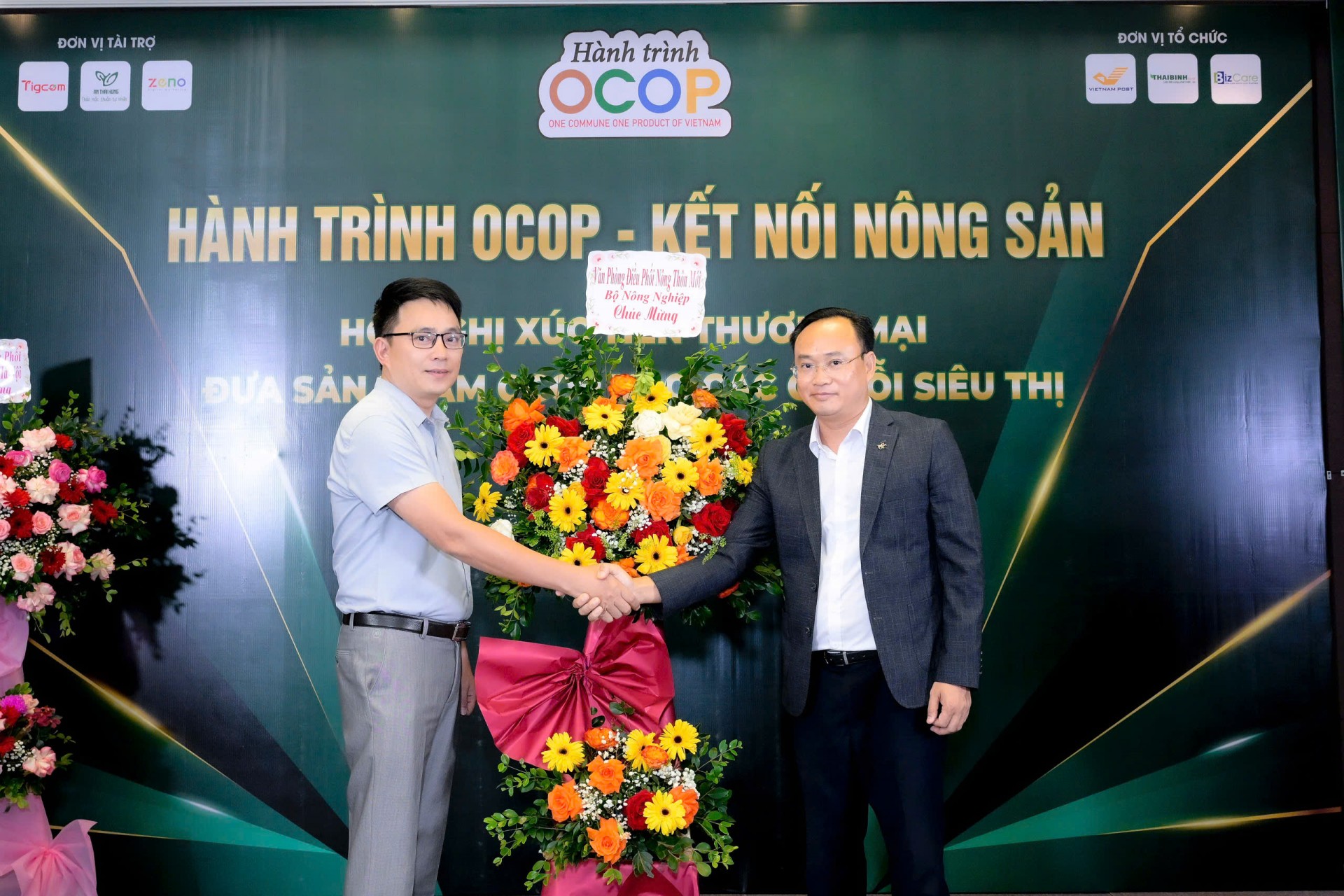 Hành trình kết nối đưa sản phẩm OCOP vào chuỗi siêu thị Hành trình kết nối đưa sản phẩm OCOP vào chuỗi siêu thị