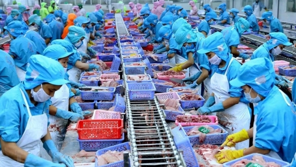 Mỹ áp thuế 40% hàng trung chuyển: Những nguy cơ bị điều tra nếu lẩn tránh