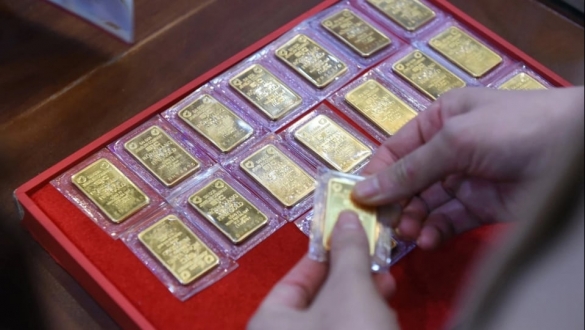 Giá vàng SJC tăng lên sát đỉnh lịch sử