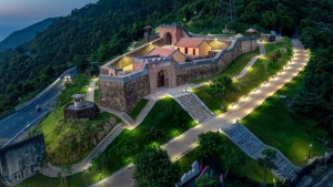 Hải Vân Quan - Nơi mây trời ôm ấp biển xanh, di sản sống của miền Trung