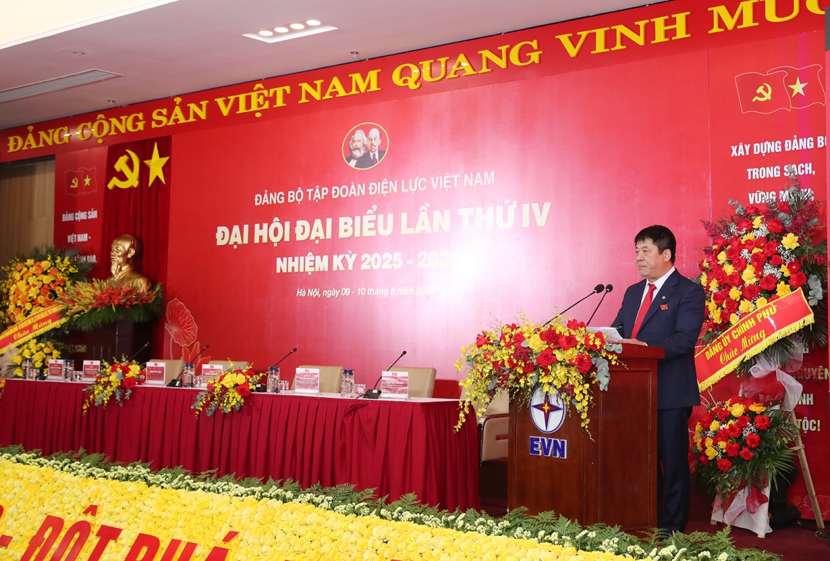 Đại hội Đảng bộ EVN lần thứ IV: Quyết tâm bứt phá trong kỷ nguyên mới Đại hội Đảng bộ EVN lần thứ IV: Quyết tâm bứt phá trong kỷ nguyên mới