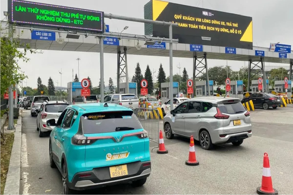 Thu phí đường bộ không dừng: Vì sao phải chuyển sang tài khoản giao thông? Thu phí đường bộ không dừng: Vì sao phải chuyển sang tài khoản giao thông?