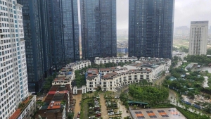 Ngập lụt ‘tái định giá’ bất động sản Hà Nội như thế nào?