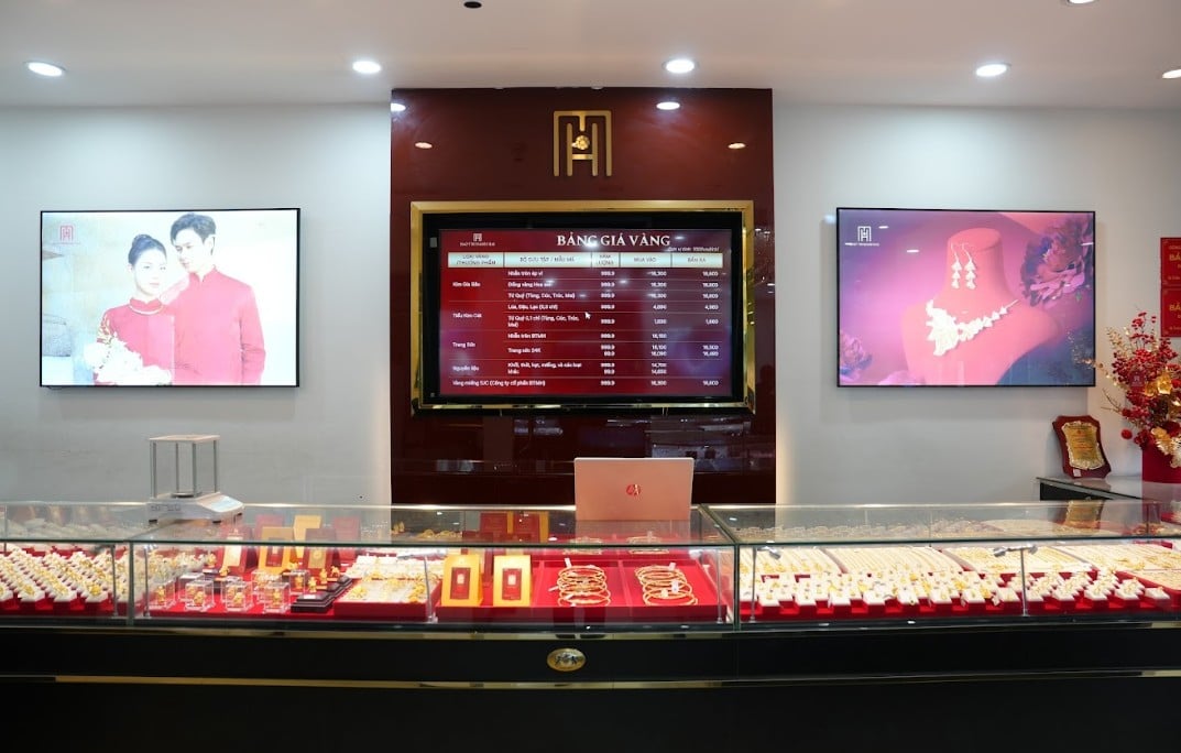 Giá vàng hôm nay 1/8: Biến động lạ trong phiên đầu tháng