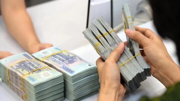 Lãi suất liên ngân hàng bất ngờ giảm mạnh