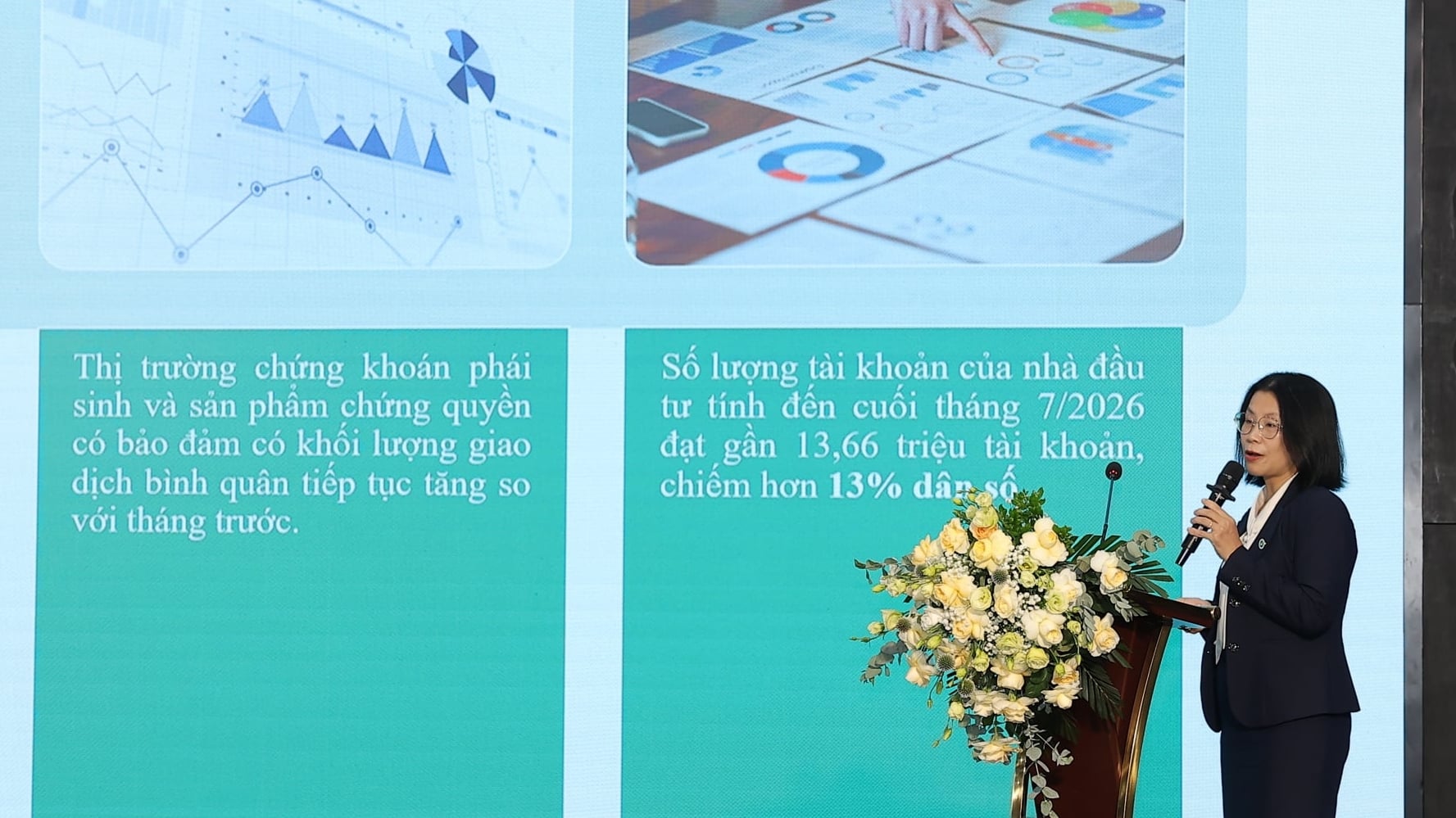 Tăng trưởng hơn 20% mỗi năm, ngành quản lý quỹ vẫn chưa "lớn"? Tăng trưởng hơn 20% mỗi năm, ngành quản lý quỹ vẫn chưa "lớn"?