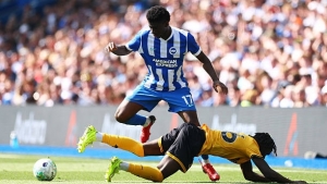 Carlos Baleba: Lời giải hoàn hảo cho điểm yếu tuyến giữa Man Utd sau trận thua Hull City
