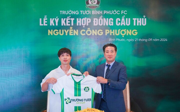 Lộ diện điểm đến bất ngờ của Công Phượng sau khi chia tay Yokohama FC Lộ diện điểm đến bất ngờ của Công Phượng sau khi chia tay Yokohama FC