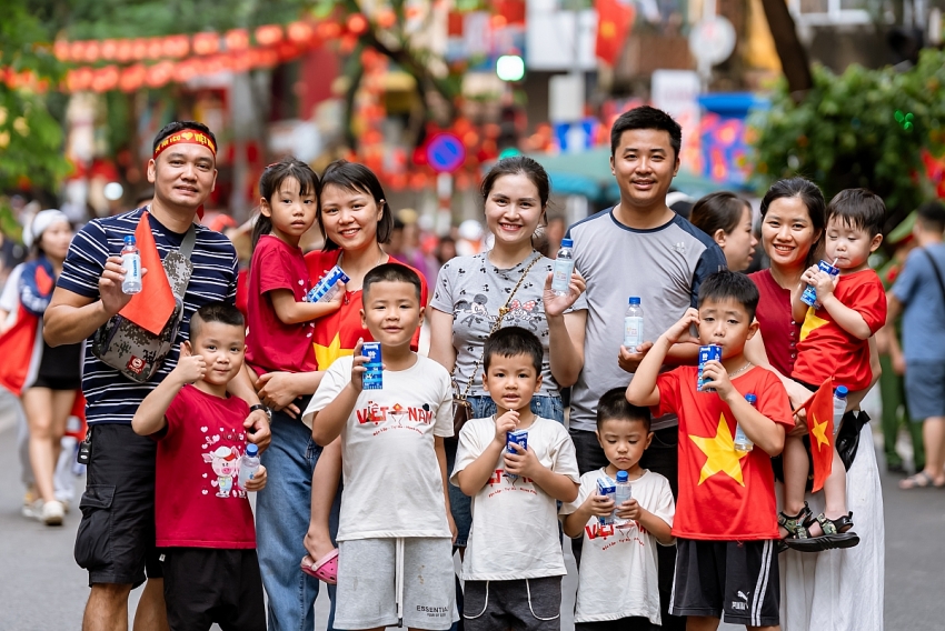 Vinamilk hòa nhịp cùng triệu trái tim mừng 80 năm Quốc khánh Vinamilk hòa nhịp cùng triệu trái tim mừng 80 năm Quốc khánh