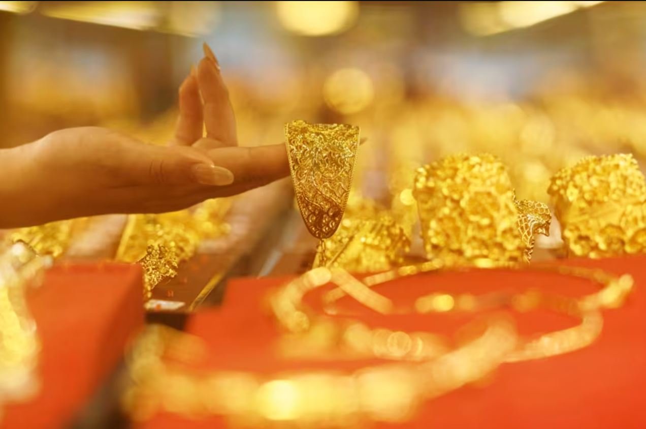 Giá vàng lập đỉnh lịch sử 3.500 USD/ounce, ngân hàng trung ương tiếp tục gom mạnh Giá vàng lập đỉnh lịch sử 3.500 USD/ounce, ngân hàng trung ương tiếp tục gom mạnh