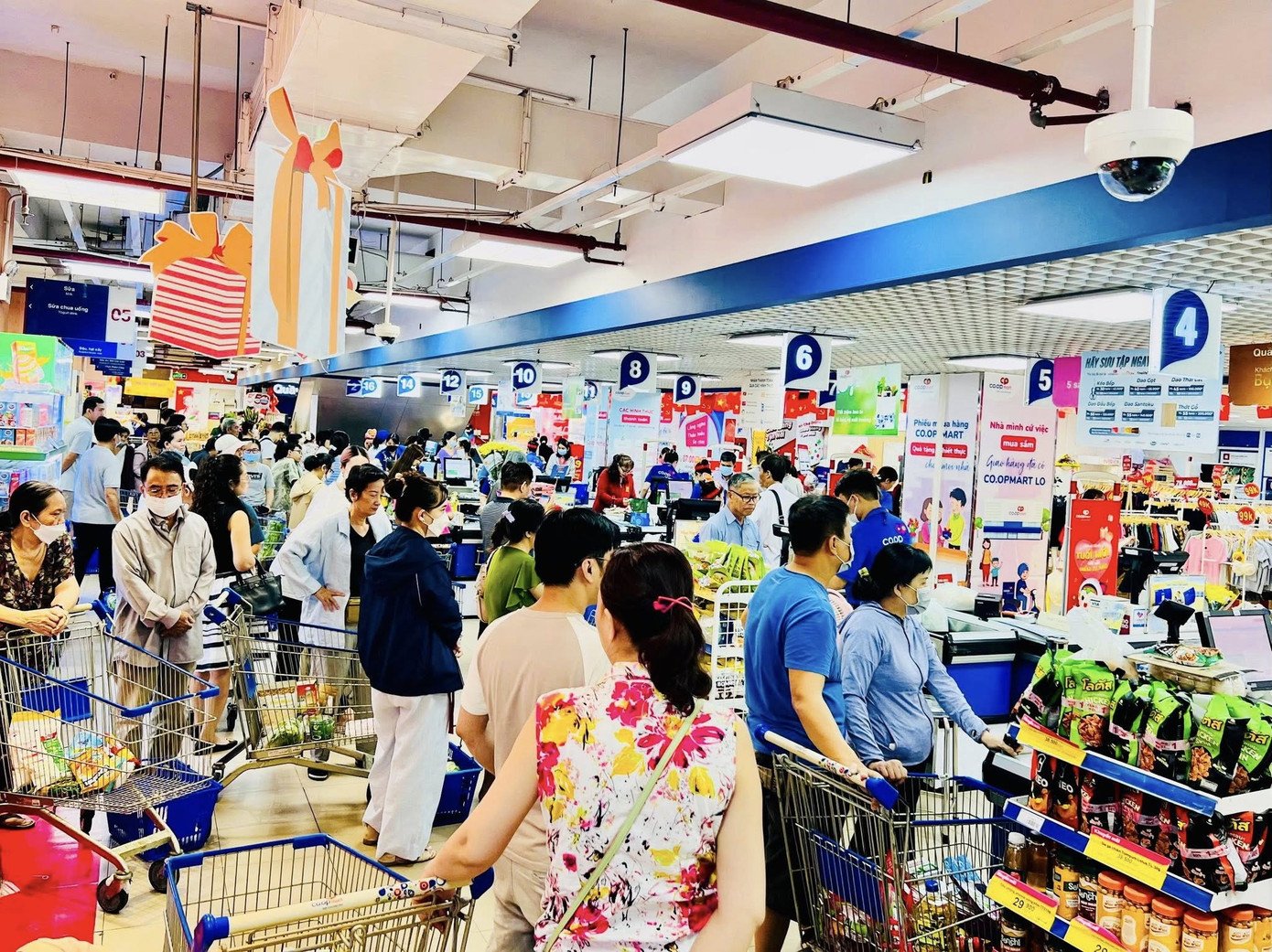 Thấy gì từ dòng kiều hối cao kỷ lục "chảy" về Việt Nam? Thấy gì từ dòng kiều hối cao kỷ lục "chảy" về Việt Nam?