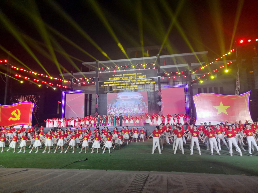 Bắc Ninh lan tỏa tình yêu nước, niềm tự hào dân tộc Bắc Ninh lan tỏa tình yêu nước, niềm tự hào dân tộc