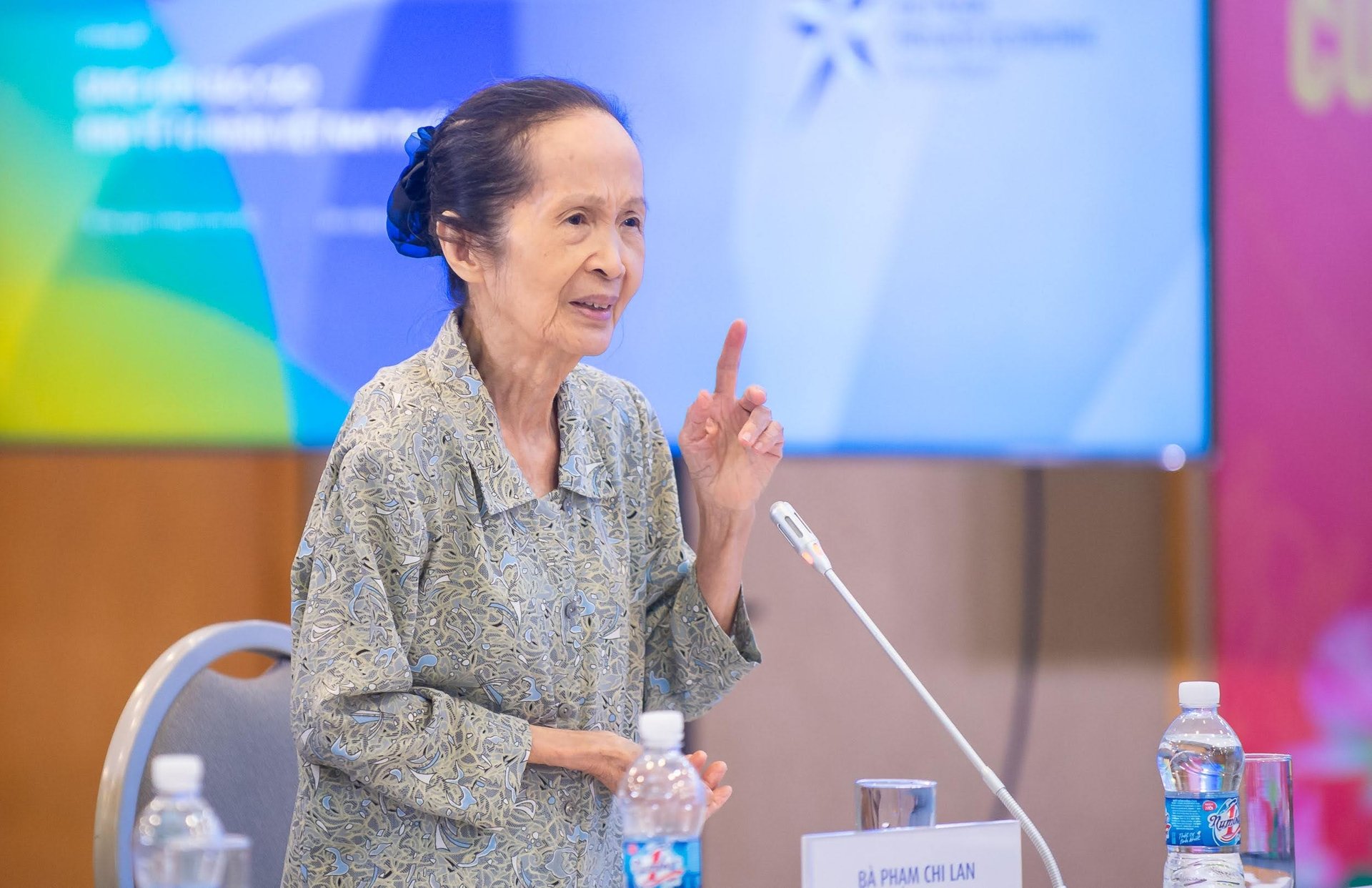 Bà Phạm Chi Lan: Không thể "chia đều" để đánh giá đóng góp của tư nhân