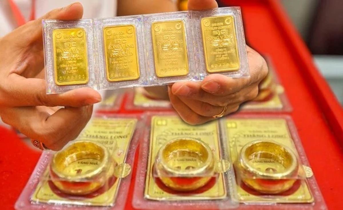 Giá vàng thế giới vượt 3.700 USD/ounce, vàng miếng SJC tăng mạnh Giá vàng thế giới vượt 3.700 USD/ounce, vàng miếng SJC tăng mạnh