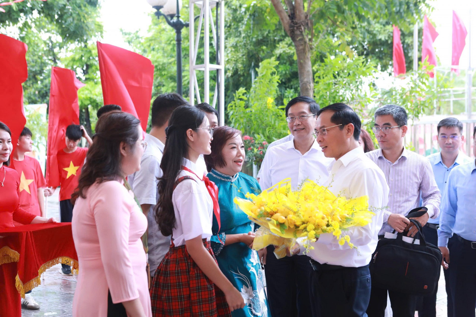 Khánh thành phòng thực hành giáo dục STEM tại Trường THCS Tây Mỗ Khánh thành phòng thực hành giáo dục STEM tại Trường THCS Tây Mỗ
