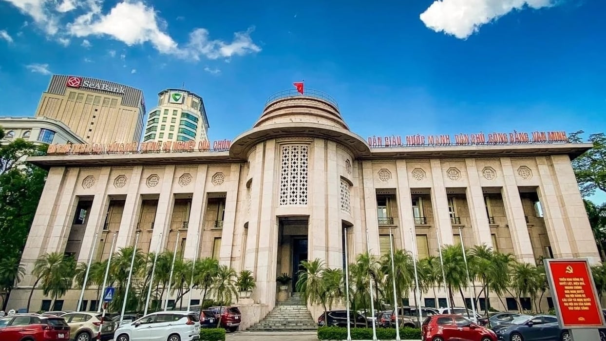 Nới trần tín dụng lên tới 52% cho các siêu dự án: Ngân hàng phải có phương án xử lý rủi ro Nới trần tín dụng lên tới 52% cho các siêu dự án: Ngân hàng phải có phương án xử lý rủi ro